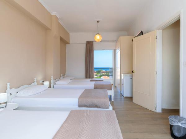 Archontiki City Hotel : photo 3 de la chambre chambre familiale supérieure