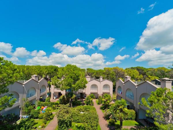 Villaggio Mare Blu : photo 1 de la chambre villa - vue sur jardin