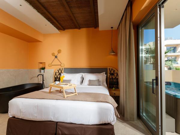 Palmera Beach Hotel & Spa - Adults Only : photo 3 de la chambre suite romantique deluxe avec jacuzzi