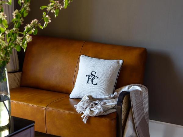 Tornabuoni Suites Collection Residenza D'Epoca : photo 1 de la chambre suite avec balcon