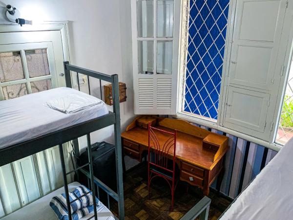 Home Center : photo 1 de la chambre chambre quadruple avec salle de bains commune