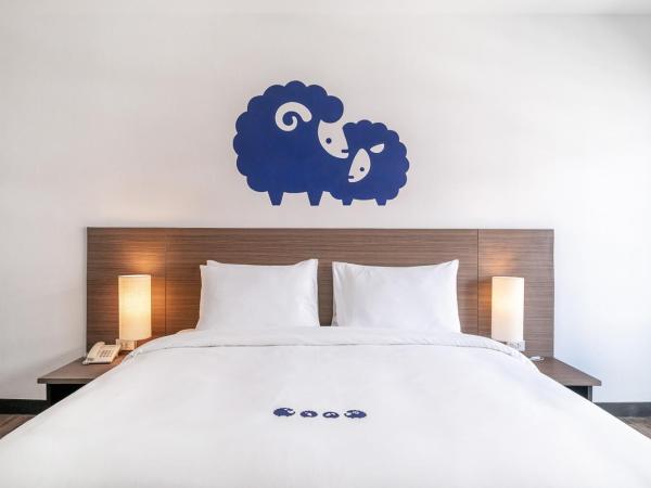 Kokotel Pattaya South Beach : photo 3 de la chambre chambre lit king-size supérieure