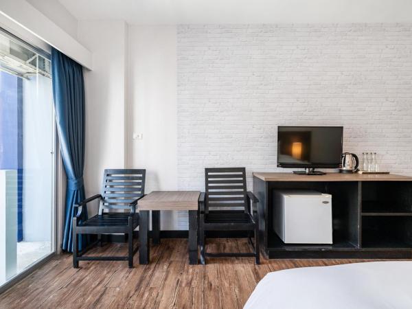 Kokotel Pattaya South Beach : photo 6 de la chambre chambre lit king-size supérieure