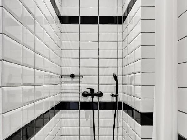 When in Athens Hostel : photo 8 de la chambre lit dans dortoir mixte de 6 lits