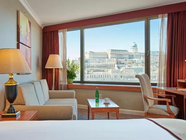 InterContinental Budapest, an IHG Hotel : photo 5 de la chambre chambre familiale premium avec 2 lits queen-size - vue sur fleuve