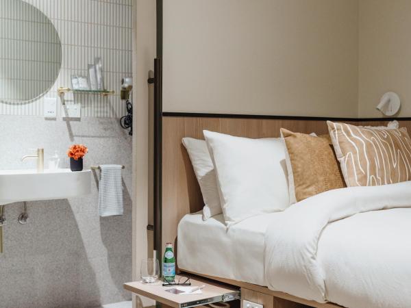 Aerotel Sydney - Inside International Terminal Airport : photo 5 de la chambre double room (overnight stay)