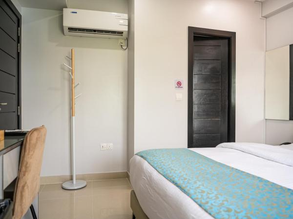 Tour Inn : photo 3 de la chambre chambre lit king-size