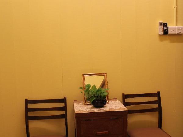 Vintage House : photo 4 de la chambre chambre double avec salle de bains commune