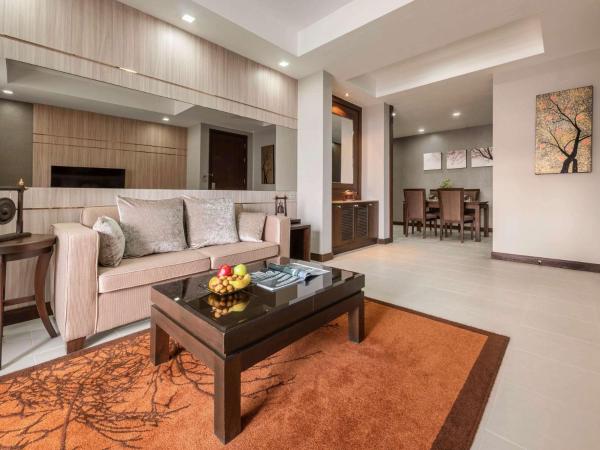 Grand Mercure Bangkok Asoke Residence : photo 3 de la chambre suite lit king-size exécutive