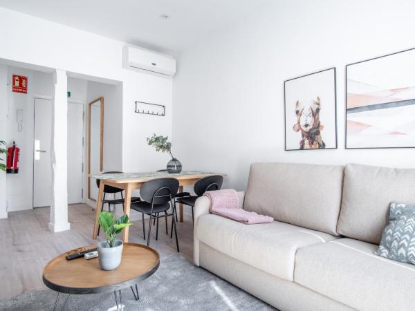 limehome Madrid Calle Ave María - estancia temporal : photo 4 de la chambre appartement 1 chambre avec balcon