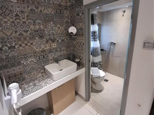 Elite Hotel : photo 3 de la chambre chambre quadruple