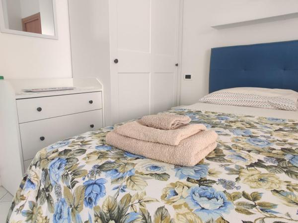 Casa Vacanze Da Serena : photo 8 de la chambre chambre double