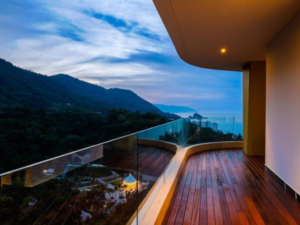 Hotel Mousai - Adults Only : photo 8 de la chambre suite d'angle ultra mousai - exposée sud