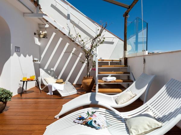 CH Apartments Boutique : photo 3 de la chambre appartement avec terrasse