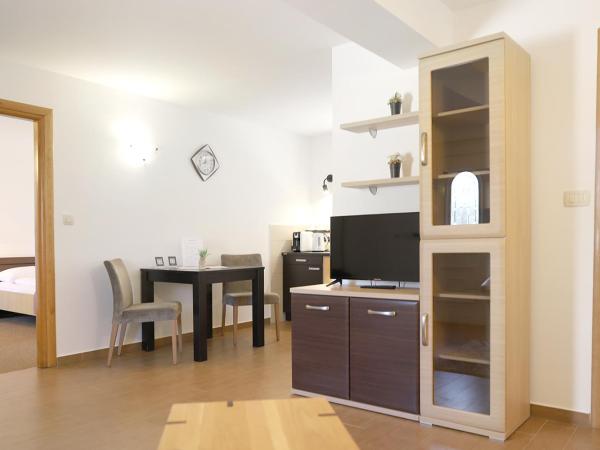 Hotel Villa Margaret : photo 4 de la chambre chambre double confort plus annexe (a2+1)