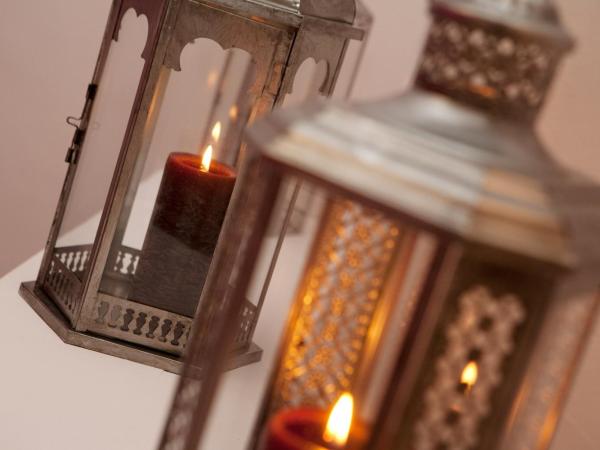 Jardinets Guest House : photo 10 de la chambre chambre double ou lits jumeaux Économique avec salle de bains commune