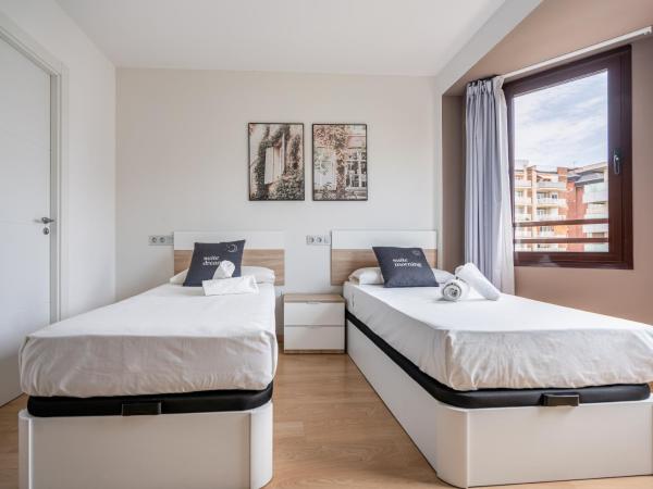 limehome Barcelona Carrer de Fontcoberta - Digital Access : photo 7 de la chambre chambre lits jumeaux