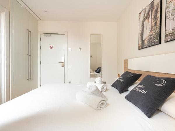 limehome Barcelona Carrer de Fontcoberta - Digital Access : photo 6 de la chambre chambre double Économique