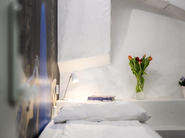 Hotell Skeppsbron : photo 4 de la chambre chambre lits jumeaux avec salle de bains commune