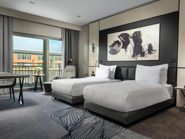 Crowne Plaza - Istanbul Tuzla Viaport Marina, an IHG Hotel : photo 6 de la chambre chambre supérieure lits jumeaux