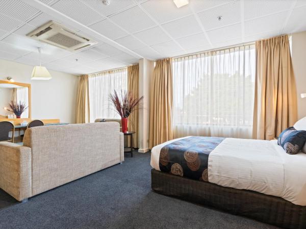Adelaide International Motel : photo 3 de la chambre suite spa