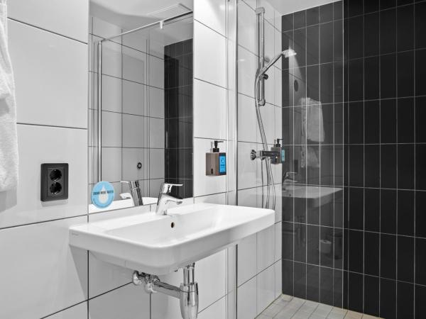 Comfort Hotel Xpress Central Station : photo 7 de la chambre chambre double Économique