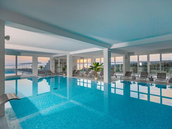 Hotel In Excelsis : photo 4 de la chambre forfait bien-Être - chambre lit king-size supérieure - vue sur mer