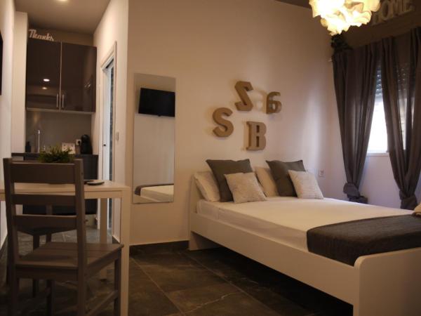 Cozy Rooms - BAÑERA HIDROMASAJE : photo 3 de la chambre suite avec jacuzzi