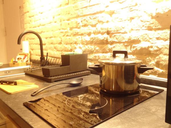 Cozy Rooms - BAÑERA HIDROMASAJE : photo 2 de la chambre suite avec jacuzzi