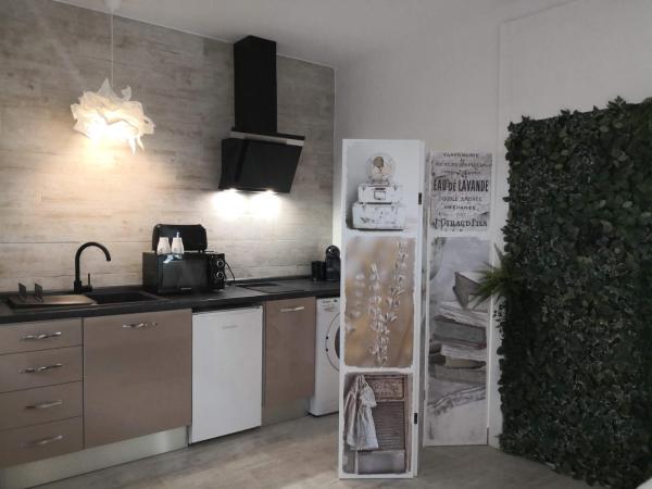 Cozy Rooms - BAÑERA HIDROMASAJE : photo 7 de la chambre suite avec jacuzzi