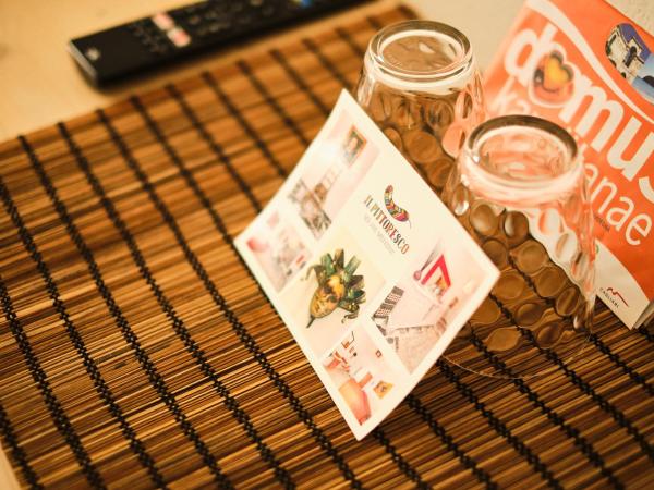 Affittacamere Il Pittoresco : photo 5 de la chambre chambre double ou lits jumeaux avec salle de bains commune