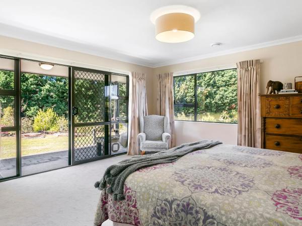 Lupin Lodge Bed & Breakfast : photo 4 de la chambre chambre lit king-size deluxe