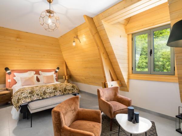 Domaine de Ravat : photo 2 de la chambre chambre familiale avec douche