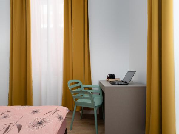 Hostel Antique : photo 10 de la chambre chambre familiale avec salle de bains commune