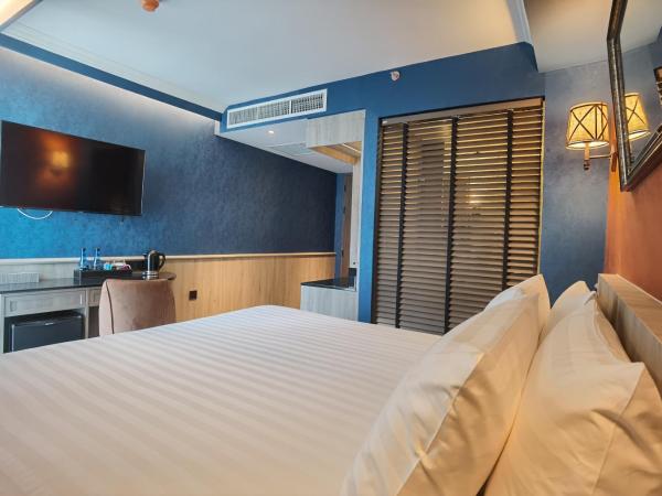 The Coach Hotel Sukhumvit - Asok BTS Bangkok by Compass Hospitality : photo 3 de la chambre hébergement 1st class coach - lit double
