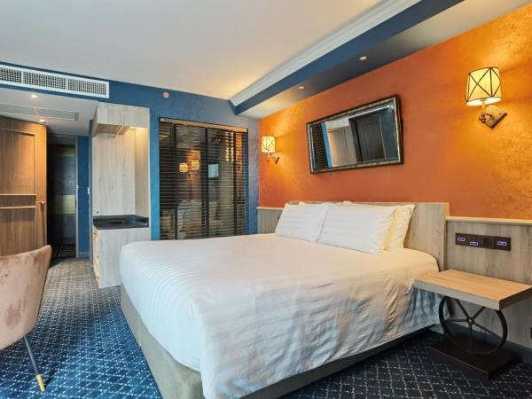 The Coach Hotel Sukhumvit - Asok BTS Bangkok by Compass Hospitality : photo 6 de la chambre hébergement 1st class coach - lit double