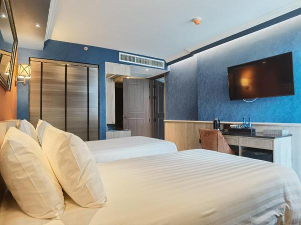 The Coach Hotel Sukhumvit - Asok BTS Bangkok by Compass Hospitality : photo 3 de la chambre hébergement 1st class coach - lits jumeaux