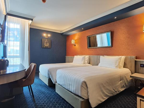 The Coach Hotel Sukhumvit - Asok BTS Bangkok by Compass Hospitality : photo 10 de la chambre hébergement double decker coach