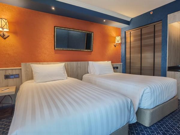 The Coach Hotel Sukhumvit - Asok BTS Bangkok by Compass Hospitality : photo 5 de la chambre hébergement 1st class coach - lits jumeaux