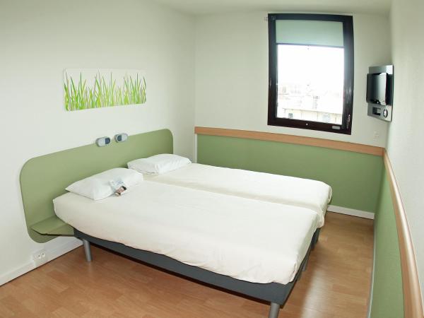 ibis budget Nimes Centre Gare : photo 4 de la chambre chambre lits jumeaux