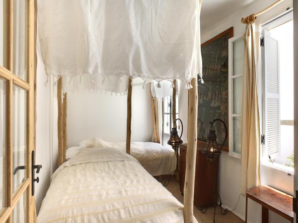 Riad Baladin : photo 2 de la chambre chambre lits jumeaux avec salle de bains