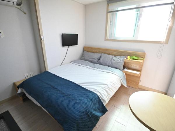 Twin Rabbit Guesthouse : photo 3 de la chambre chambre double avec salle de bains privative