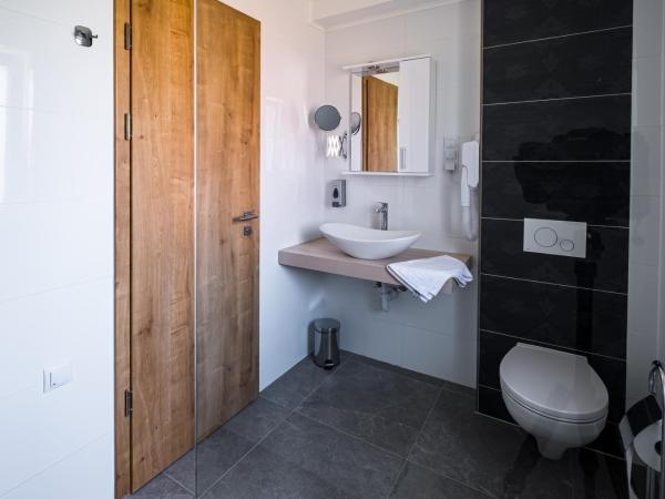 Füred Centrum Panzió : photo 5 de la chambre chambre double standard