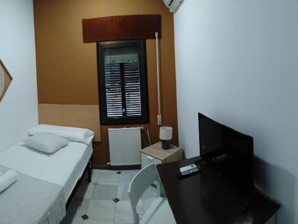 New Hortaleza Coliving : photo 2 de la chambre chambre simple avec salle de bains commune