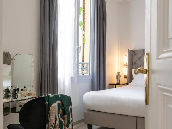 GOLDEN TULIP CANNES HOTEL de PARIS : photo 5 de la chambre suite