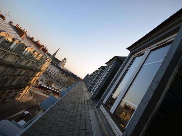 Vertigo Hotel, Dijon, a Member of Design Hotels : photo 9 de la chambre suite magique avec accs au spa 