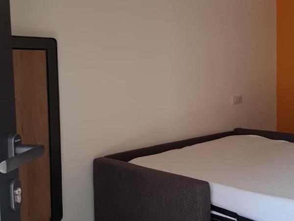 Clos SAN MICHELE- LE PAILLER 2P : photo 2 de la chambre studio