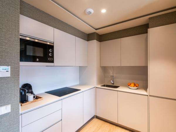 Apartamentos Core Suites Valencia : photo 5 de la chambre appartement avec balcon