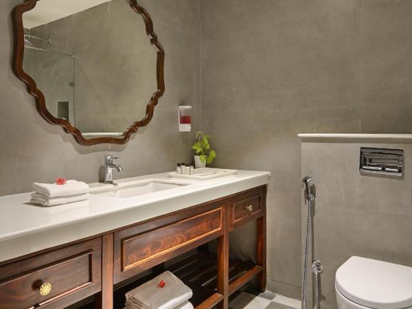 Brahma Niwas - Best Lake View Hotel in Udaipur : photo 7 de la chambre chambre lit king-size - vue sur lac