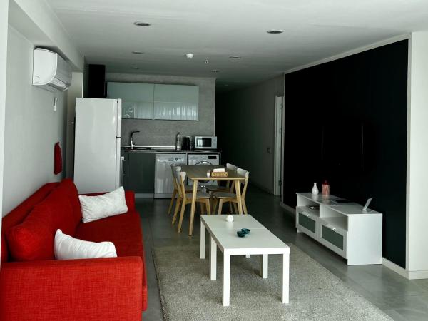 Arkk Homes : photo 5 de la chambre appartement avec balcon